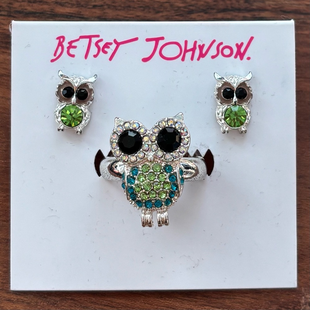 Betsey Johnson Silver Tone Ring and Earring Set